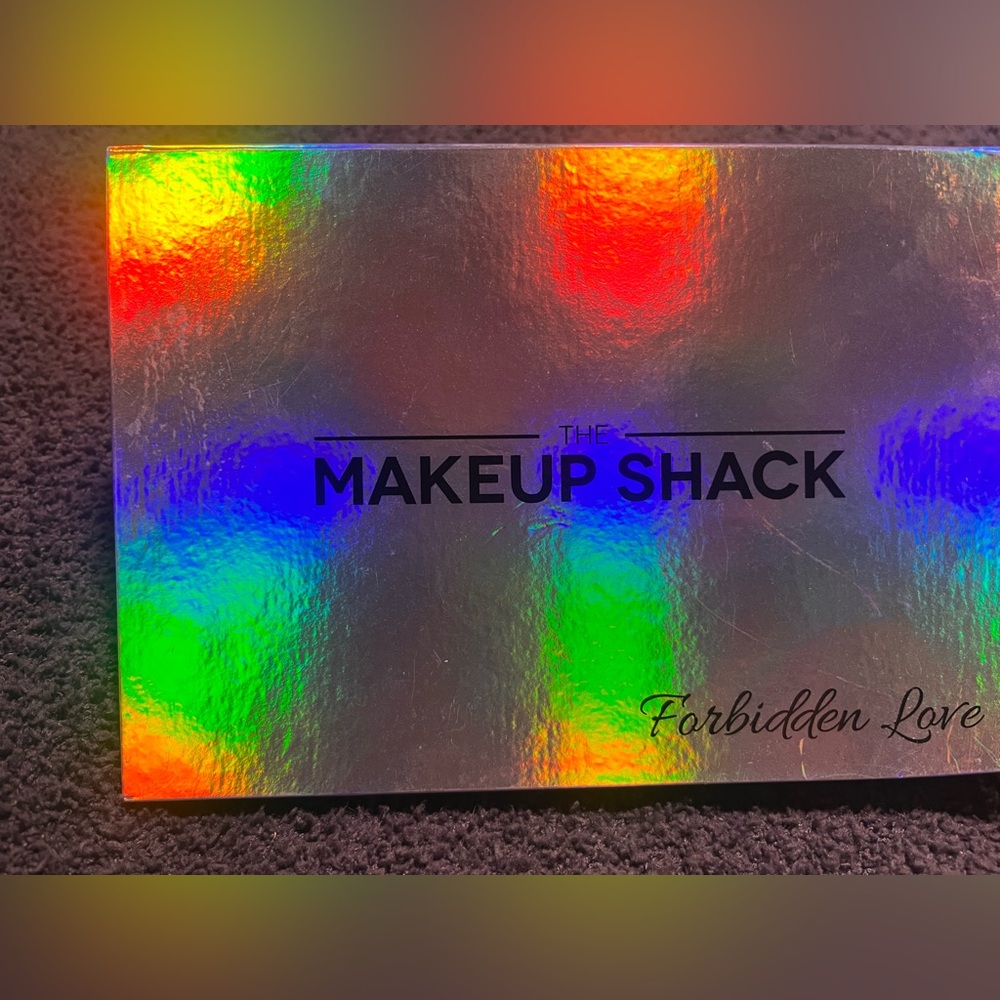 Forbidden Love Eyeshadow Palette - Vibrant Multicolor